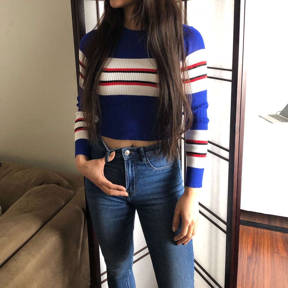 Long Sleeve Crop Top